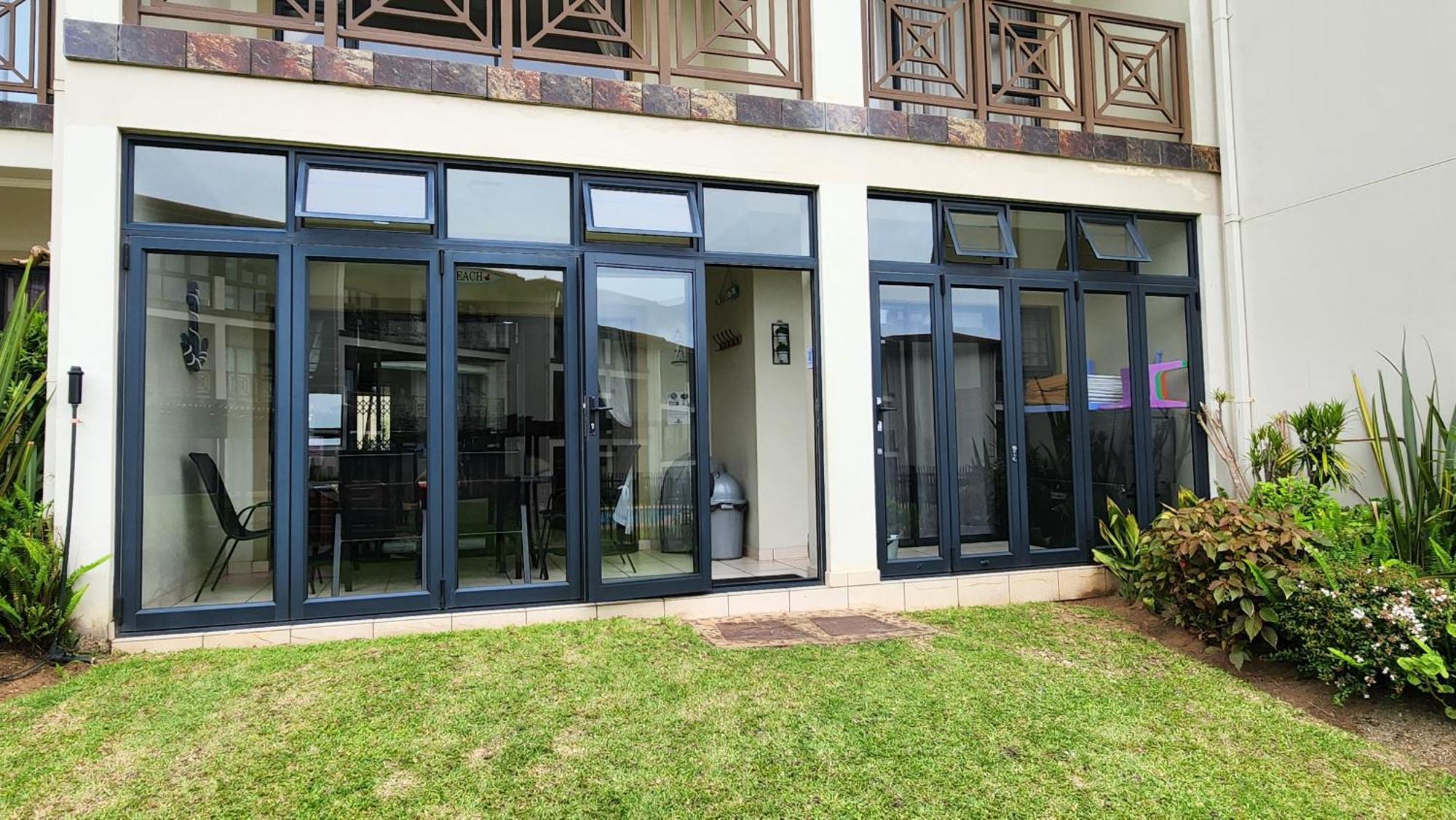 Topanga 17 Uvongo Beach Exteriér fotografie