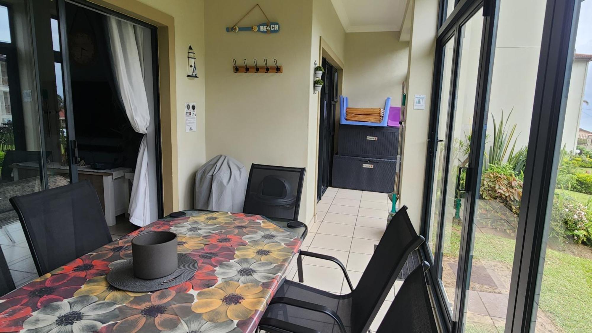 Topanga 17 Uvongo Beach Exteriér fotografie