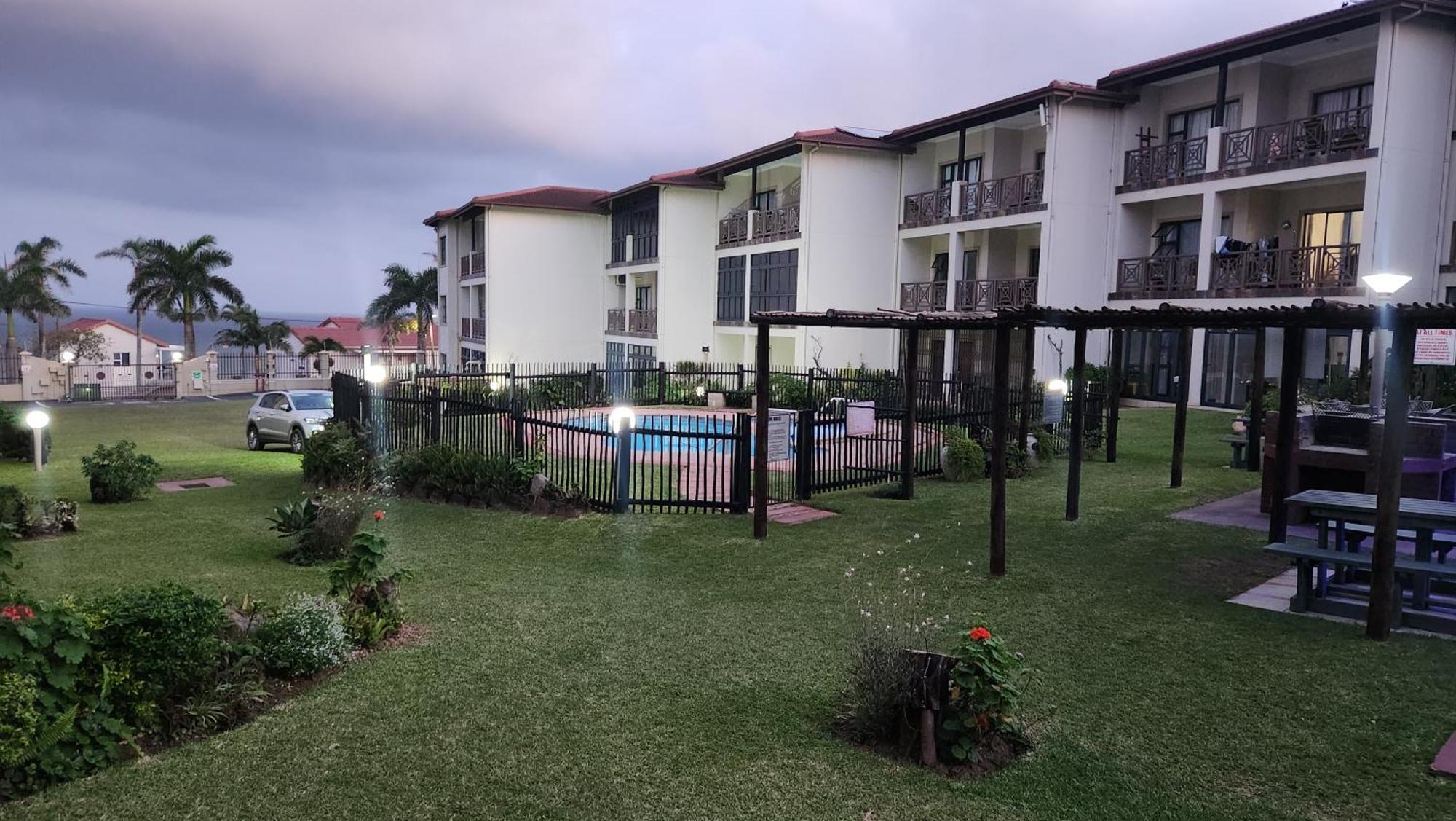 Topanga 17 Uvongo Beach Exteriér fotografie